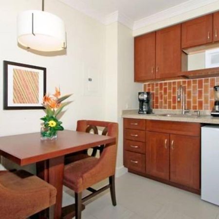 Wyndham Vacation Resorts Royal Garden At Waikiki Гонолулу Экстерьер фото