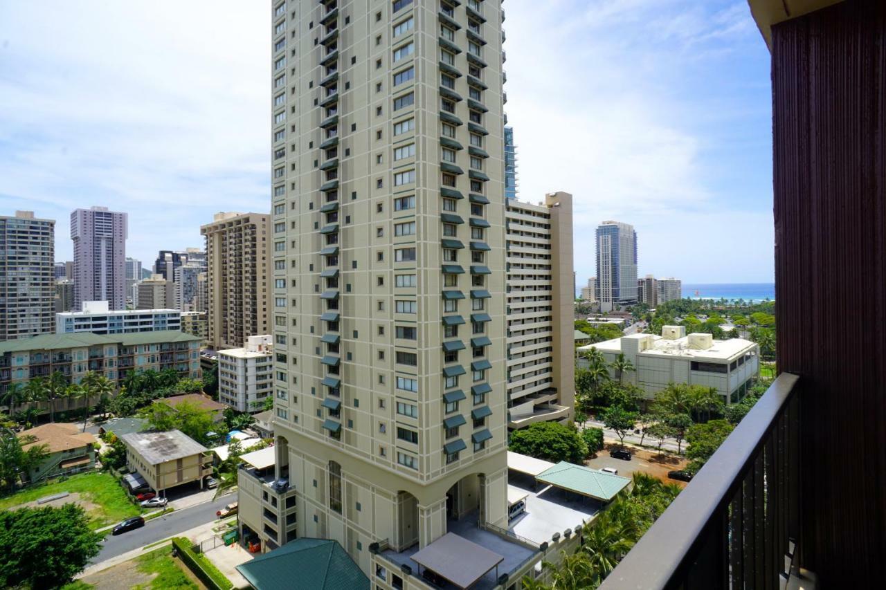 Wyndham Vacation Resorts Royal Garden At Waikiki Гонолулу Экстерьер фото